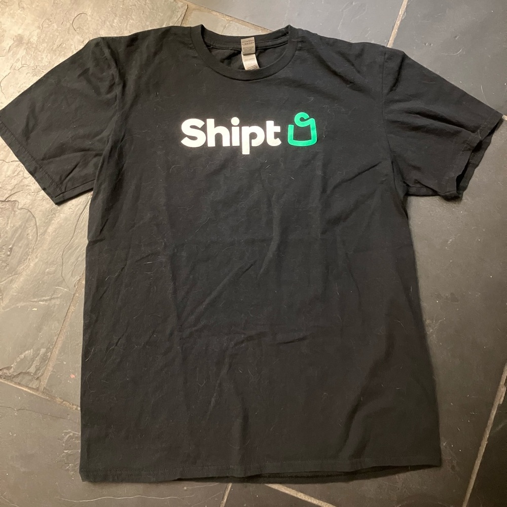 Men’s Size Medium Shipt Black T-Shirt